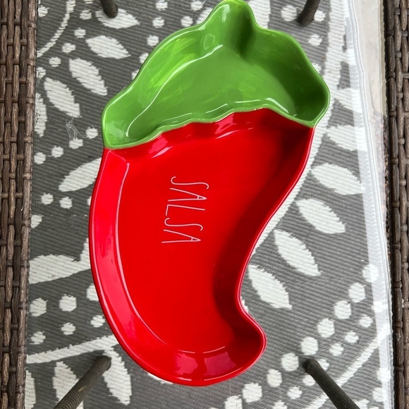 NEW Rae Dunn SALSA adorable Spicy RED PEPPER ceramic appetizer divided tray - Picture 3 of 10